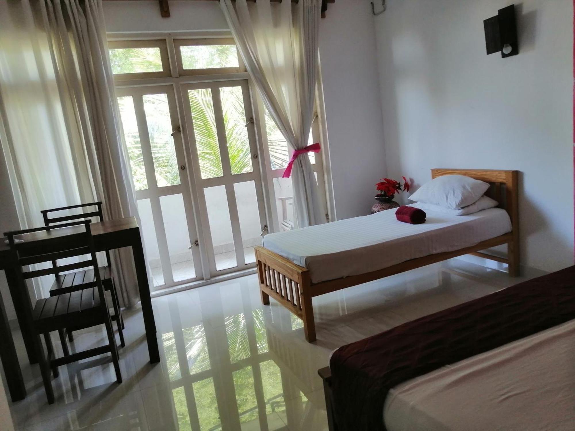 Sithila Villa Dehiwala-Mount Lavinia Екстер'єр фото